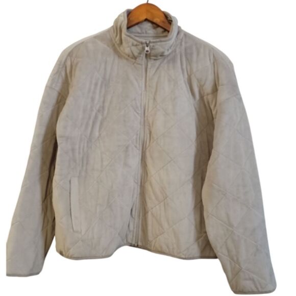 Barefoot Dreams LuxeChic Quilted Jacket - Picture 3 of 8